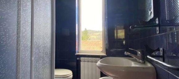 10غرفة منزل في Varese Ligure, Italy رقم 139504 16