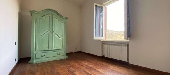 10غرفة منزل في Varese Ligure, Italy رقم 139504 2