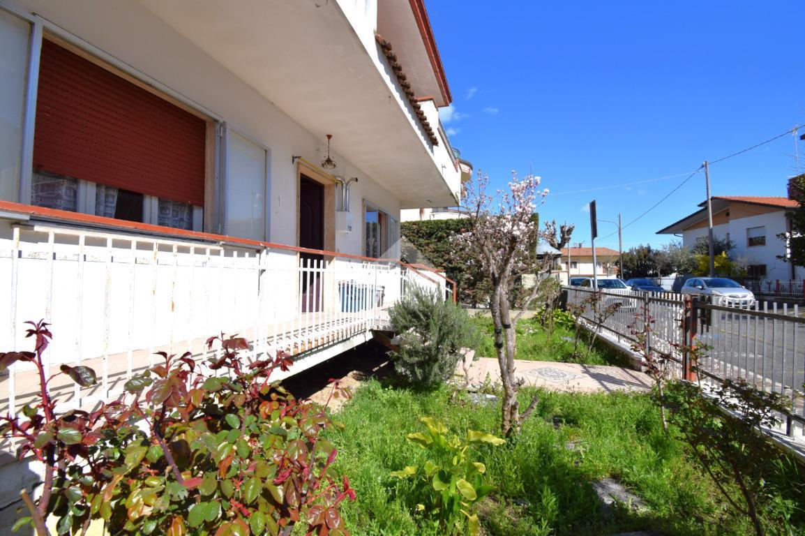 Apartamento de 4 habitaciónes en Riccione, Italy No. 107925