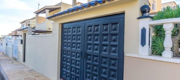 Casa de 3 dormitorios en Dehesa De Campoamor, Spain No. 188692 30