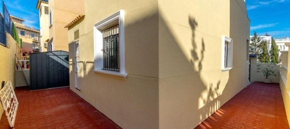 Casa de 3 dormitorios en Dehesa De Campoamor, Spain No. 188692 6