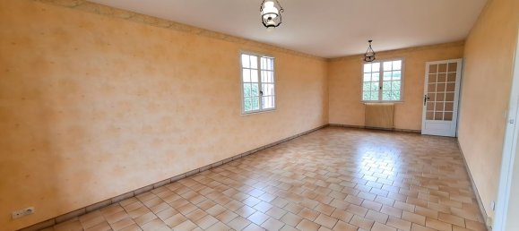 5 bedrooms House in Segre, France No. 363187 2