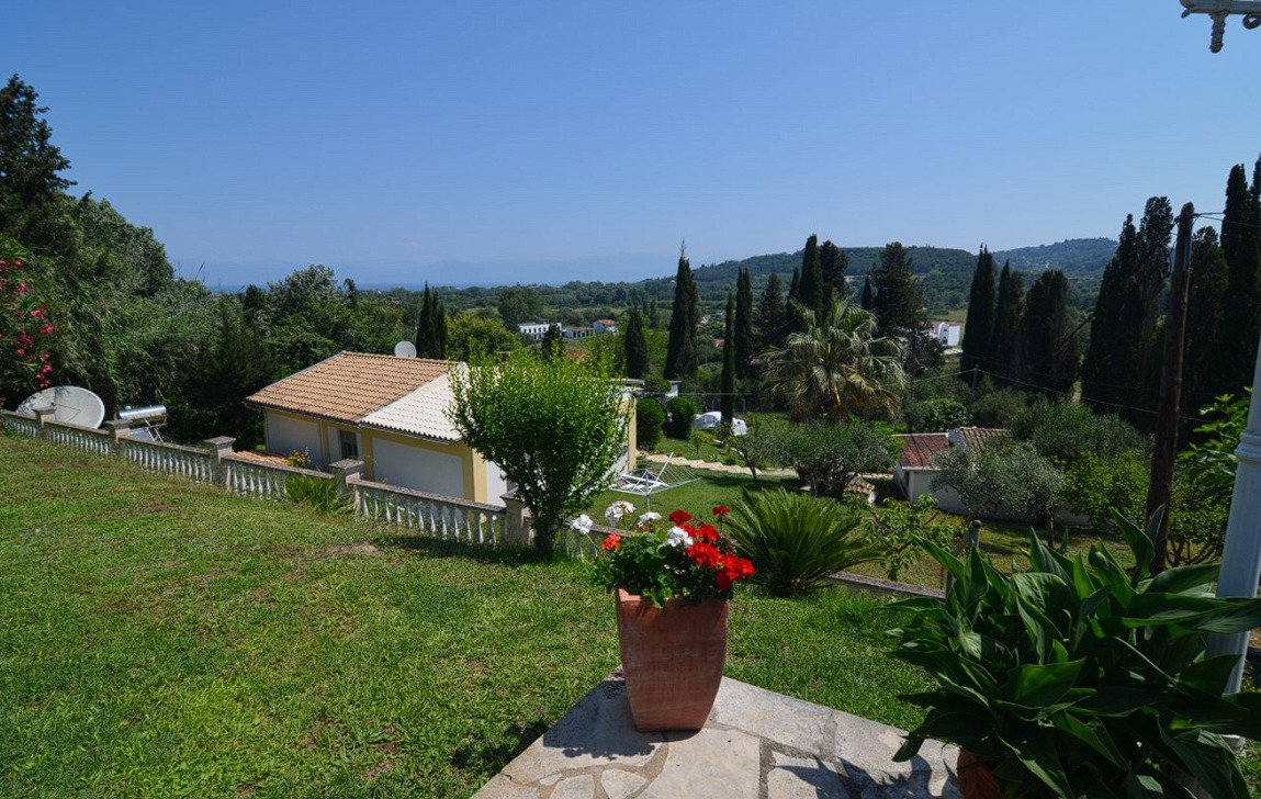 2 bedrooms House in Corfu, Greece No. 9030