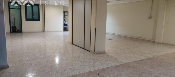 Gewerbliche Immobilie in Horta-Guinardo, Spain 225m², Nr. 79079 11