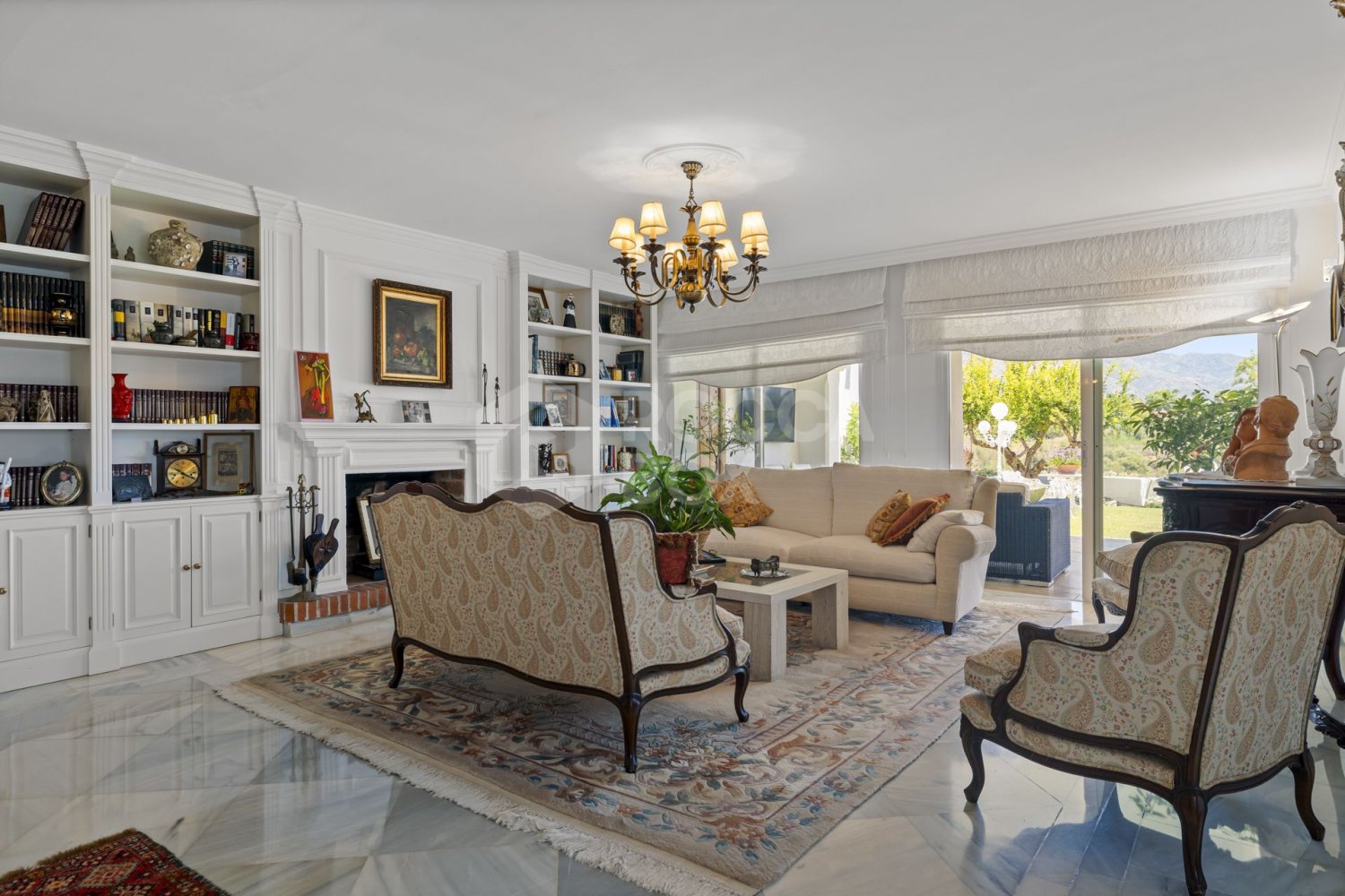 Вилла с 4 спальнями в Марбелья, Испания № 118662