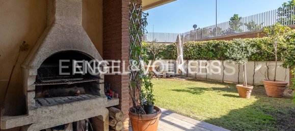 Квартира с 2 спальнями в Рим, Италия № 131372 5