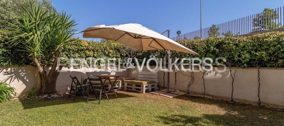 Квартира с 2 спальнями в Рим, Италия № 131372 2