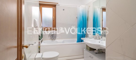 Квартира с 2 спальнями в Рим, Италия № 131372 15