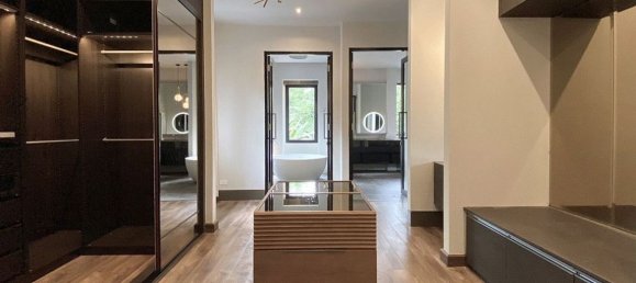 8 bedrooms House in Chiang Mai, Thailand No. 27000 20