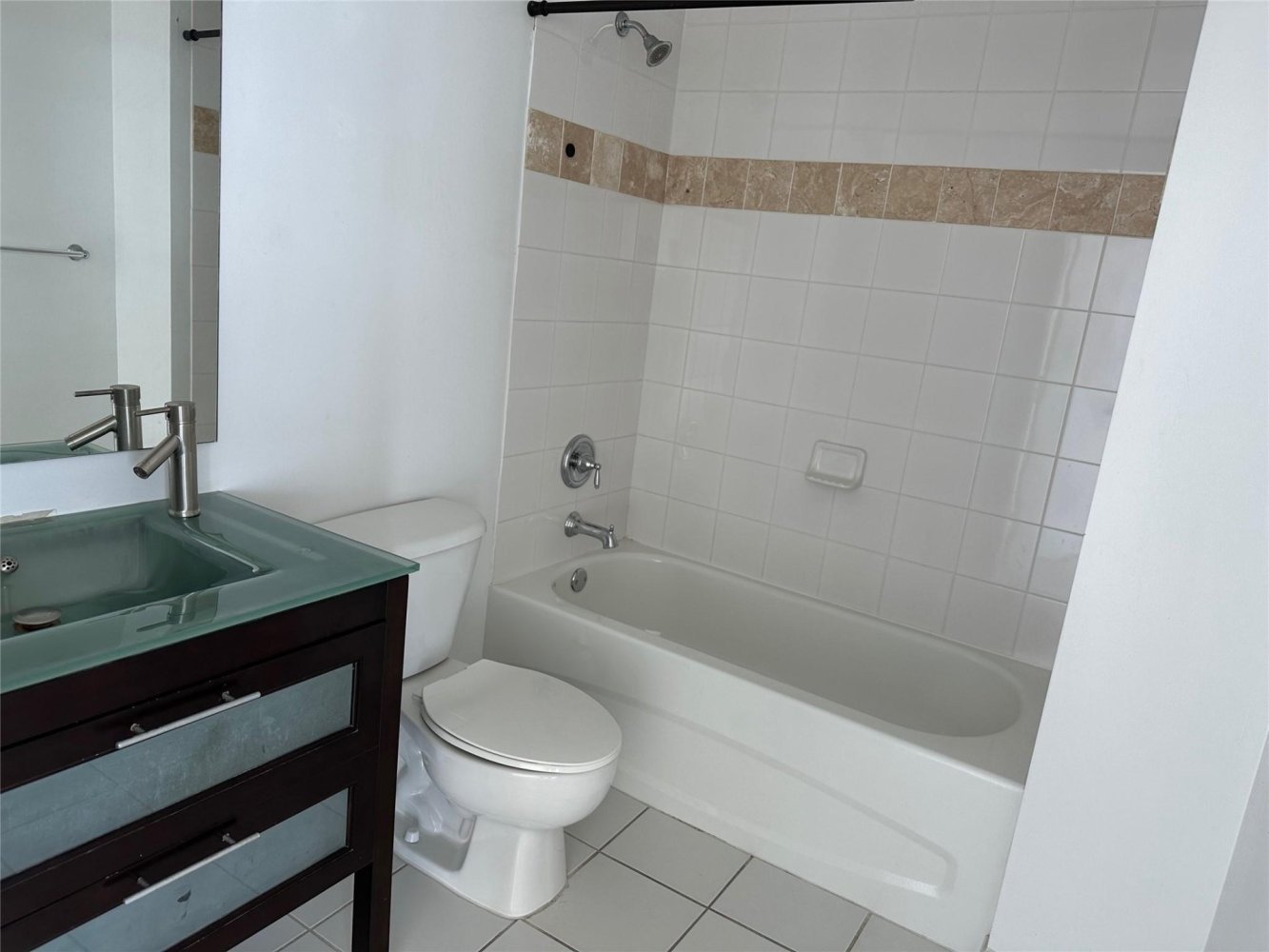 1 Schlafzimmer Gewerbliche Immobilien in Miami, USA, Nr. 613676
