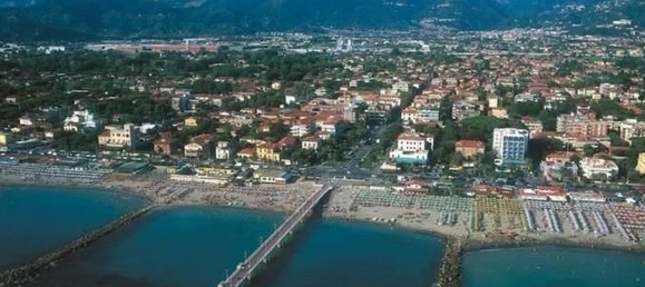 Casa de 6 dormitorios en Massa, Italy No. 350754 49