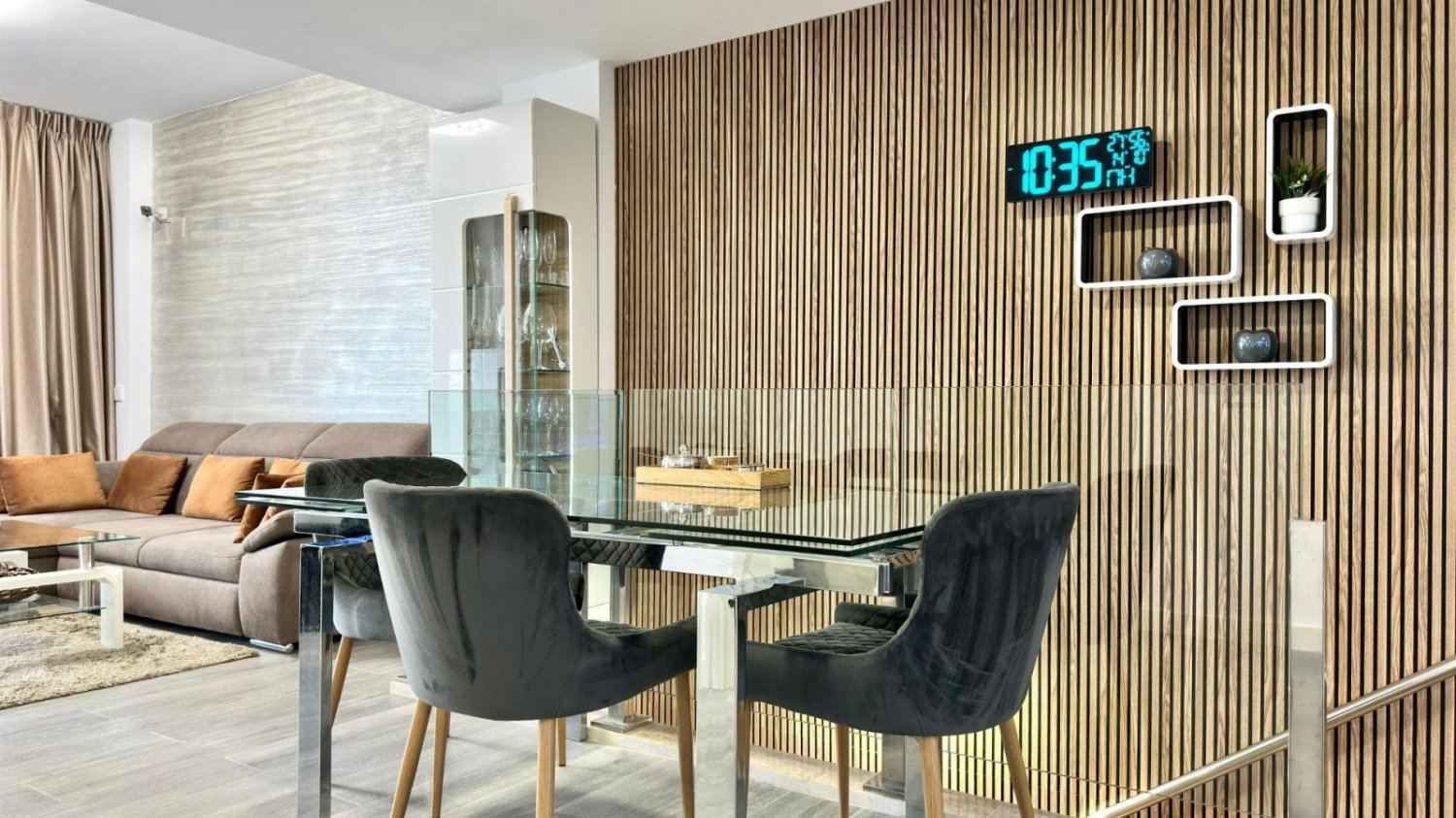  Villa in Finestrat, Spain No. 283989