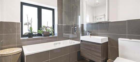 4 bedrooms House in Hadley Wood, United Kingdom No. 6565 21