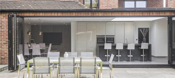 4 bedrooms House in Hadley Wood, United Kingdom No. 6565 23