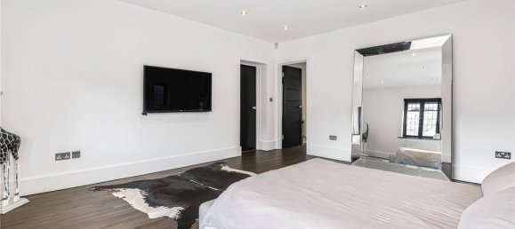 4 bedrooms House in Hadley Wood, United Kingdom No. 6565 18