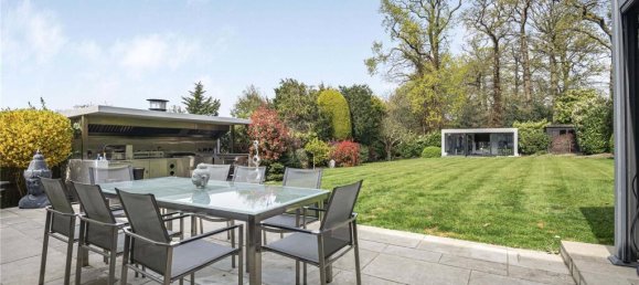 4 bedrooms House in Hadley Wood, United Kingdom No. 6565 24