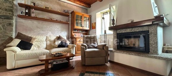 2 Schlafzimmer Wohnung in Valbrona, Italy, Nr. 378399 3