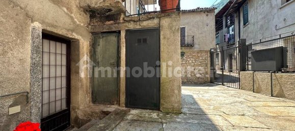 2 Schlafzimmer Wohnung in Valbrona, Italy, Nr. 378399 24