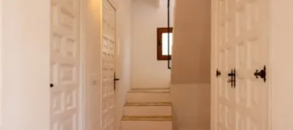 4 bedrooms Villa in Alicante, Spain No. 135757 2