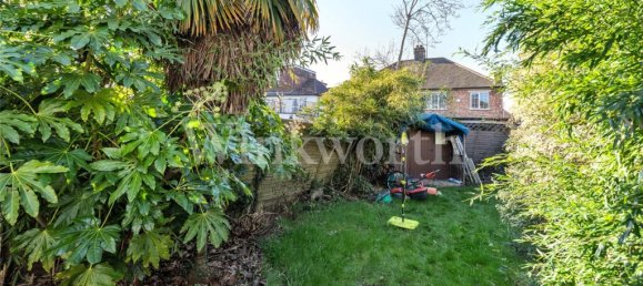 4 bedrooms House in London, United Kingdom No. 3665 9