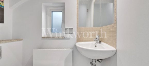 4 bedrooms House in London, United Kingdom No. 3665 16