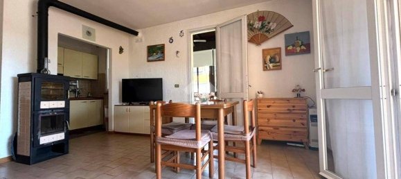 3 Schlafzimmer Wohnung in Comacchio, Italy, Nr. 296835 7