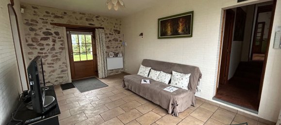 3 Schlafzimmer Haus in Colombiers, France, Nr. 56951 2