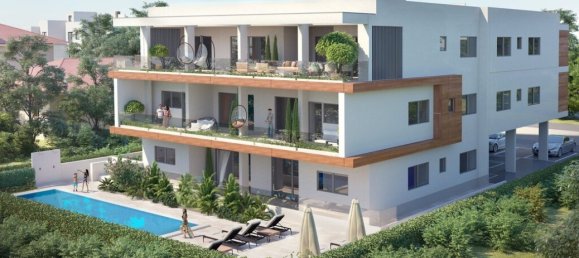 2 bedrooms Apartment in Limassol, Cyprus No. 12949 2