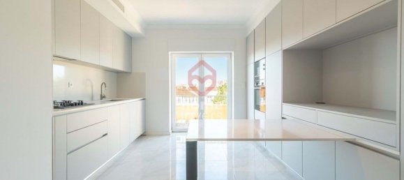 4 bedrooms Penthouse in Cascais, Portugal No. 119630 7