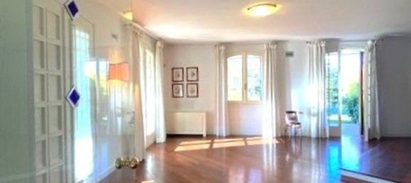 10-Zimmer Villa in Pontelongo, Italy, Nr. 221310 3