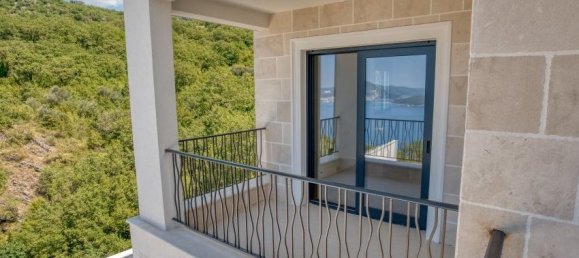 450m² Commercial property in Budva, Montenegro No. 5 10