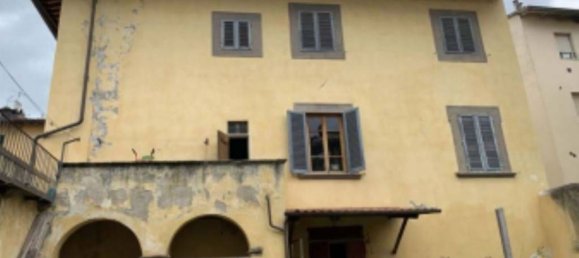 2 Schlafzimmer Wohnung in Terranuova Bracciolini, Italy, Nr. 340823 2