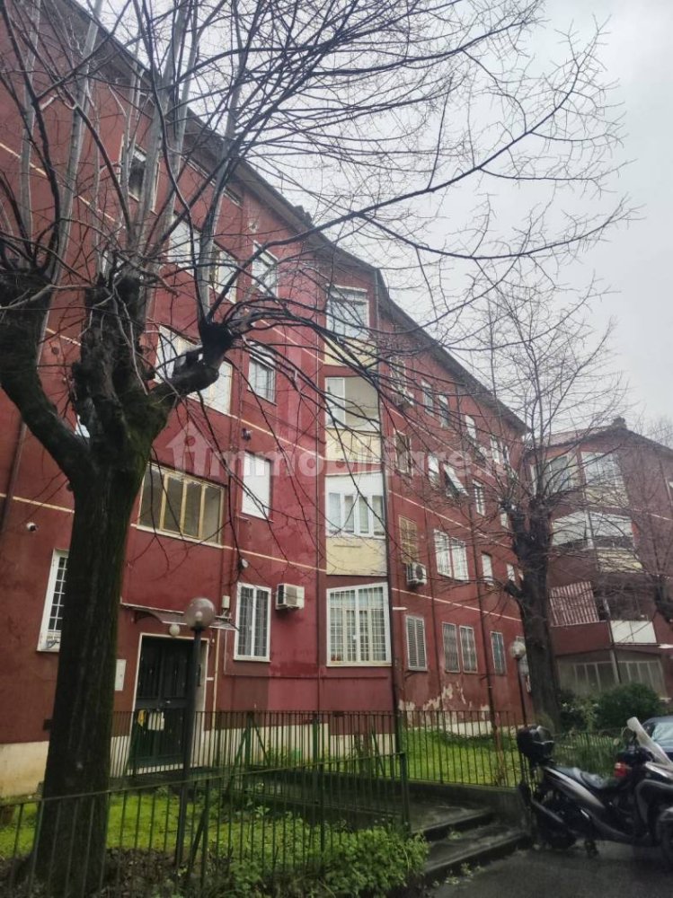 2 bedrooms Apartment in Rome, Italy No. 168932