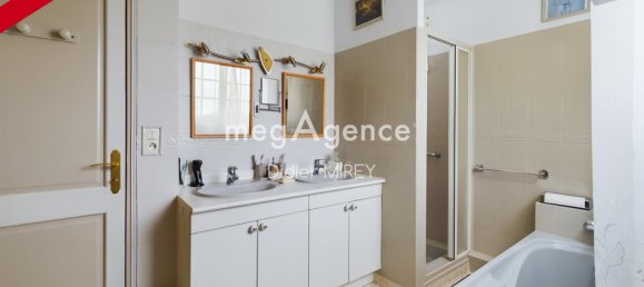 3 bedrooms House in Aube, France No. 68201 7