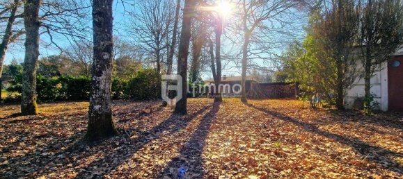 815m² Land in Belin-Beliet, France No. 362811 2