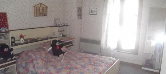 Casa de 4 dormitorios en Chavanges, France No. 228279 8