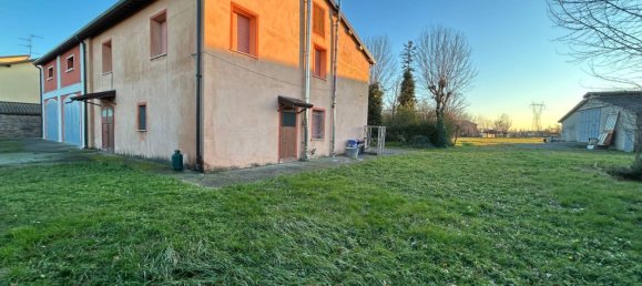 5-Zimmer Villa in Mirandola, Italy, Nr. 112661 6