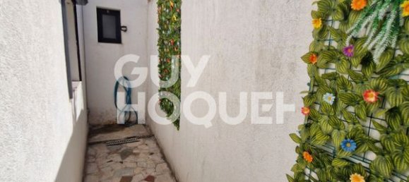 2 Schlafzimmer Haus in Marseille, France, Nr. 337526 8