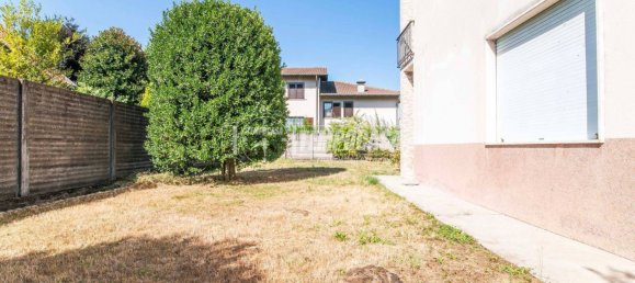 2 bedrooms Villa in Gorla Minore, Italy No. 275275 4