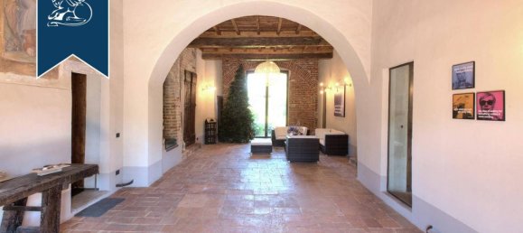 10 bedrooms Villa in San Genesio ed Uniti, Italy No. 373988 3