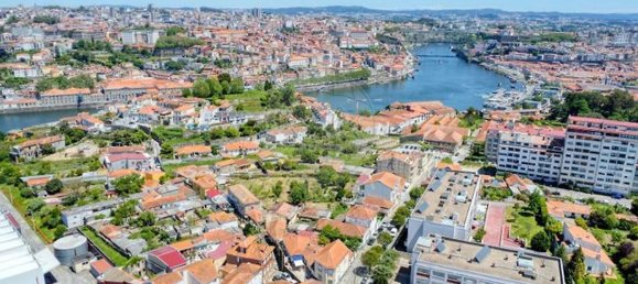 Terrain à Vila Nova de Gaia, Portugal 450m² No. 157830 13