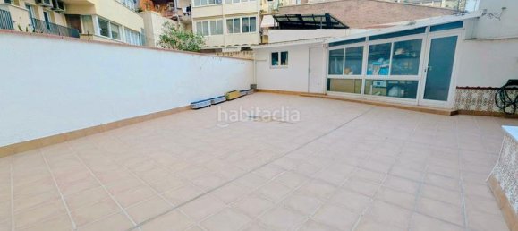 3 bedrooms Apartment in Sants-Montjuic, Spain No. 173693 3
