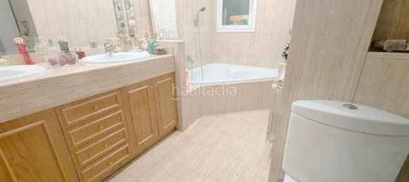 3 bedrooms Apartment in Sants-Montjuic, Spain No. 173693 20