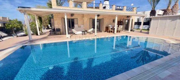 Вилла с 3 спальнями в Пейя, Кипр № 20460 16