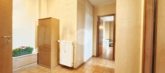 2 bedrooms Apartment in Rome, Italy No. 329419 22