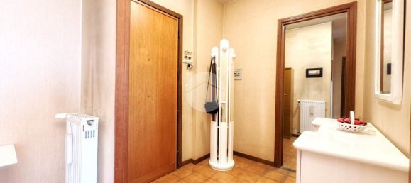 2 bedrooms Apartment in Rome, Italy No. 329419 23