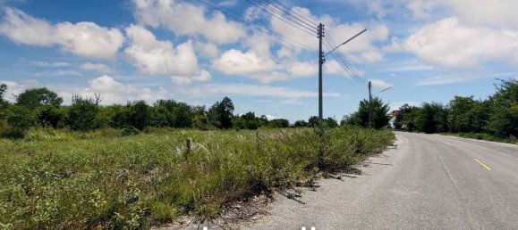  Commercial property in Cha-am, Thailand No. 16780 9