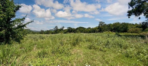  Commercial property in Cha-am, Thailand No. 16780 3