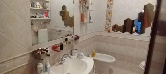 6 bedrooms Apartment in Carrara, Italy No. 347885 2