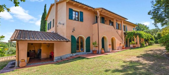 10 bedrooms Castles in Palaia, Italy No. 303624 5